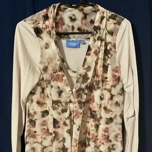 Vera wang long sleeve floral